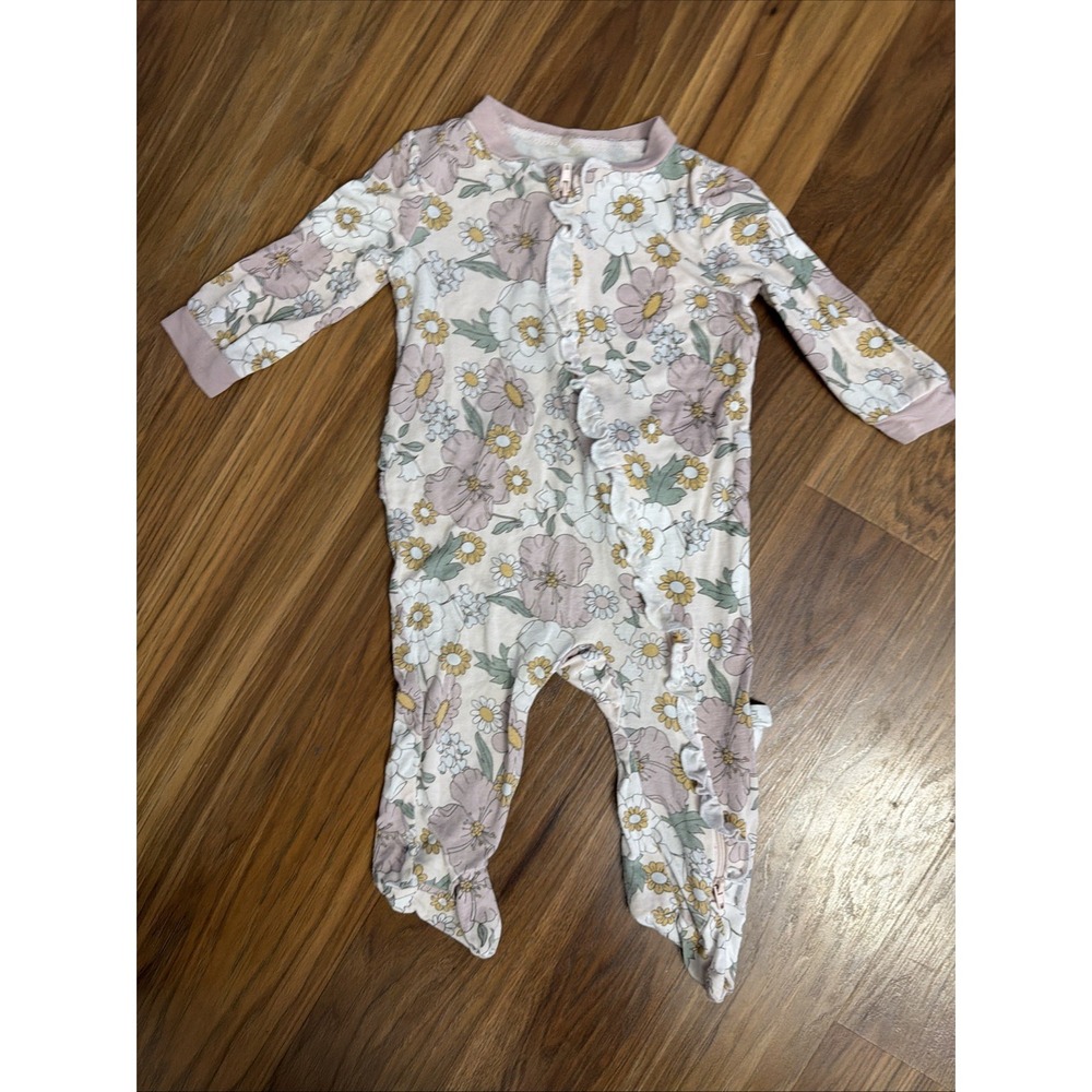 Milkberry Baby Girls 3-6 Months Neutral Floral Footie Sleeper Pajamas Ruffle Bum